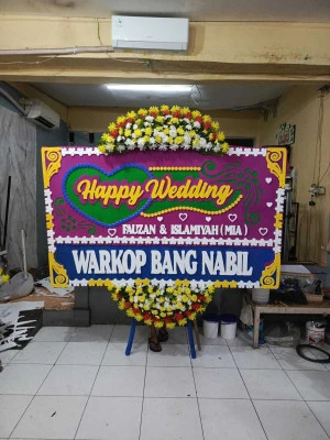 Papan Bunga di Cilodong
